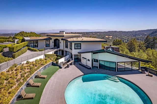 835 La Honda Road, Woodside CA: https://media.crmls.org/mediaz/7ca111f0-70fa-4603-848a-5816acafa98c.jpg