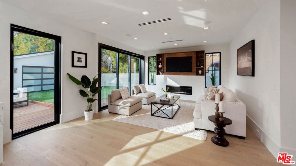 4153 Vantage AvenueStudio City img 25