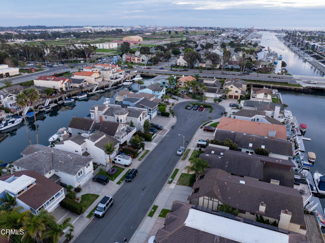 Detail Gallery Image 34 of 36 For 2414 Monaco Dr, Oxnard,  CA 93035 - 4 Beds | 2/1 Baths