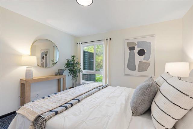 818 N Delaware Street, San Mateo CA: https://media.crmls.org/mediaz/7ca38bd3-b512-40e1-9eff-378e8dc98ff5.jpg