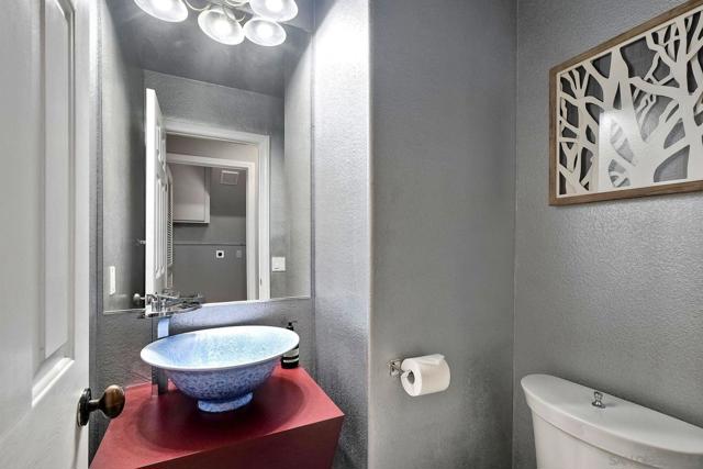 Image 21 of 35 For 12518 Swan Canyon Place