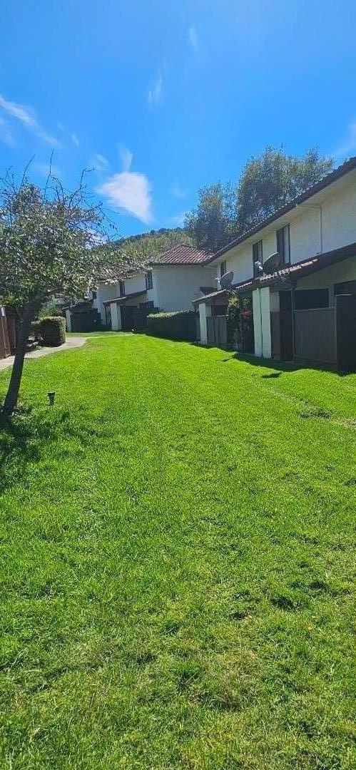 205 Del Valle Circle, El Sobrante CA: https://media.crmls.org/mediaz/7cab7164-415c-4507-aa2a-79d061f21e5e.jpg