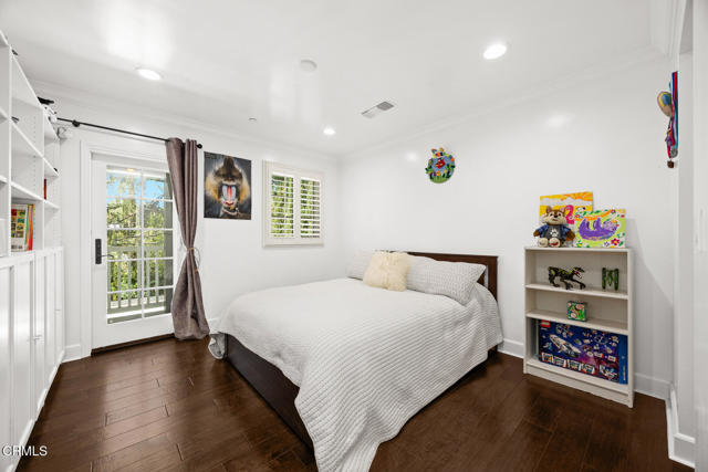 Detail Gallery Image 23 of 39 For 4361 Bel Air Dr, La Canada Flintridge,  CA 91011 - 4 Beds | 4 Baths