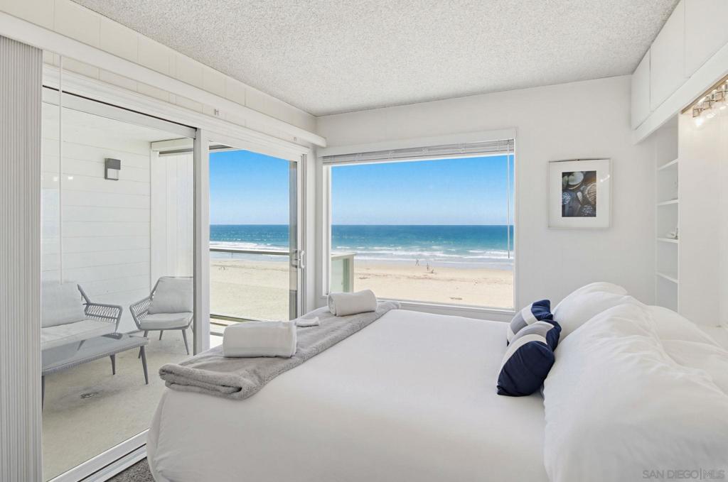 3755 Ocean Front #15