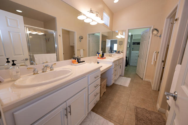 45439 Shaugnessy Drive, Indio CA: https://media.crmls.org/mediaz/7caeaa81-3e46-4884-8317-a1907ccf8000.jpg