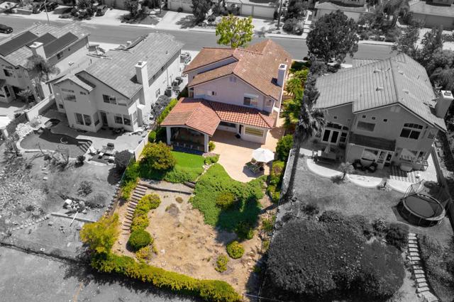 11464 Alborada, San Diego CA: https://media.crmls.org/mediaz/7caf1399-78d8-4b58-8b3f-58144030570b.jpg
