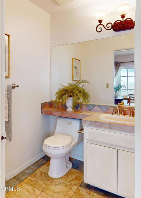 Detail Gallery Image 13 of 29 For 123 N Alhambra Ave #C,  Monterey Park,  CA 91755 - 3 Beds | 2/1 Baths