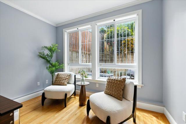 430 Hamilton Street, San Francisco CA: https://media.crmls.org/mediaz/7cb4bc59-558f-4f2f-bf54-0931eb56f9fe.jpg