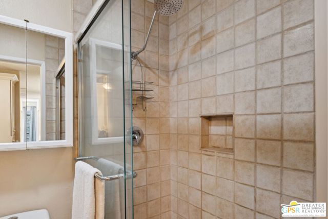 5205 E Waverly Drive, Palm Springs CA: https://media.crmls.org/mediaz/7cb66de7-b1ea-46f1-acaf-f9ebc26b5e69.jpg