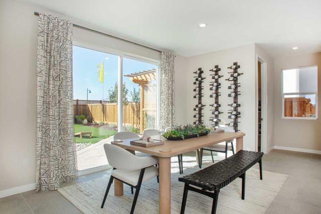 3032 Benetti Street, Lathrop CA: https://media.crmls.org/mediaz/7cb68e2e-93b7-4177-8f0e-3a80586d1092.jpg