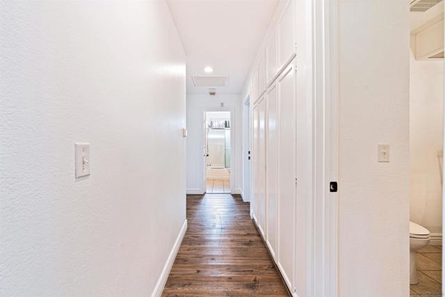 16117 Nordhoff St, North Hills CA: https://media.crmls.org/mediaz/7cb69d7c-e42a-445b-b7a8-d468606a0783.jpg