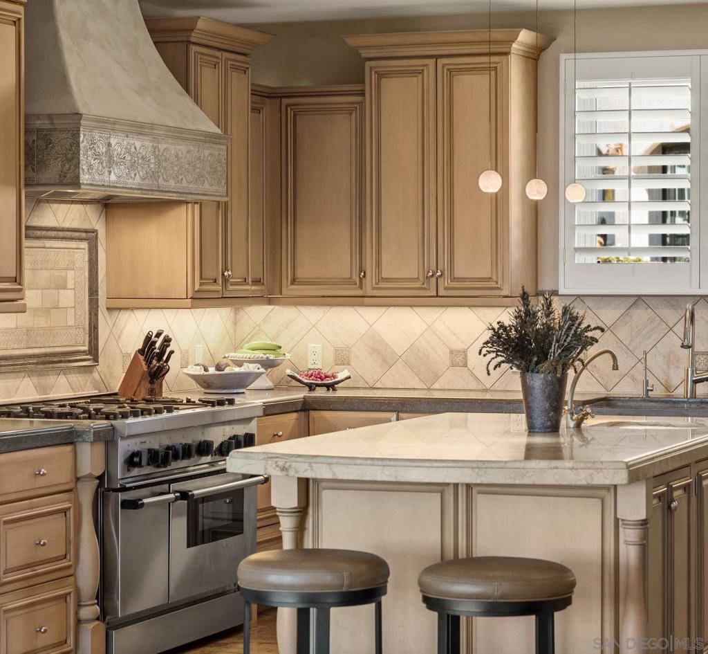 12927 Via Grimaldi - photo 6