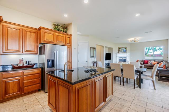 2852 Spanish Bay Drive, Brentwood CA: https://media.crmls.org/mediaz/7cb7bd7f-74c9-4a38-b82c-2b3cdd7cbc5b.jpg