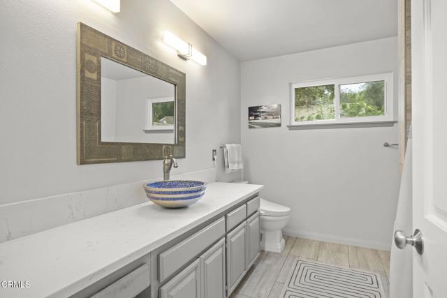 311 w W Summer Street, Ojai CA: https://media.crmls.org/mediaz/7cb7dc20-94df-4ad8-ade3-3afe290cb799.jpg