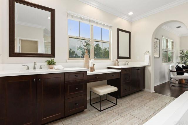 Detail Gallery Image 31 of 73 For 3609 Buck Ridge Ave, Carlsbad,  CA 92010 - 4 Beds | 4/1 Baths