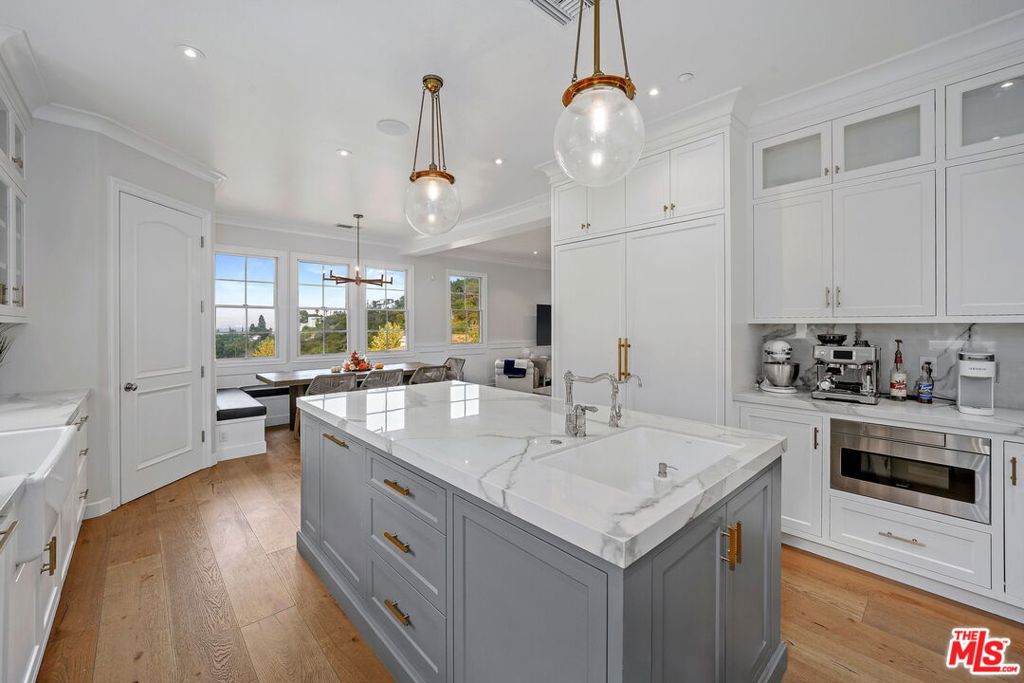 3685 Benedict Canyon LaneSherman Oaks img 16