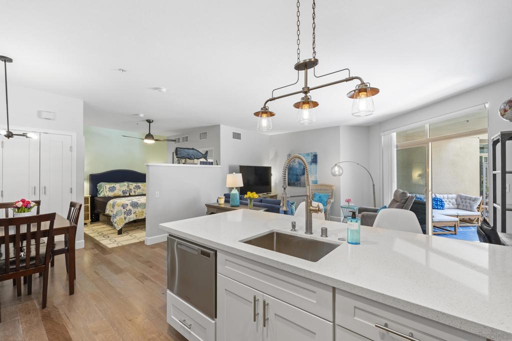 1501 Front St. - photo 4