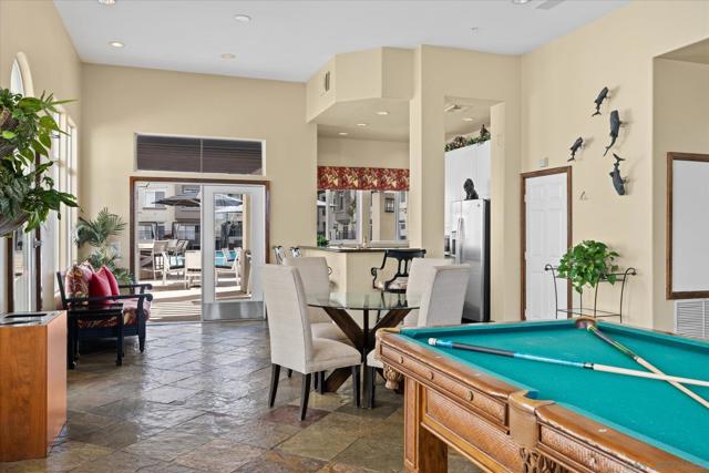 9237 Regents Rd., La Jolla CA: https://media.crmls.org/mediaz/7cb9472d-8ba5-4a98-a4e6-7daca20d9790.jpg