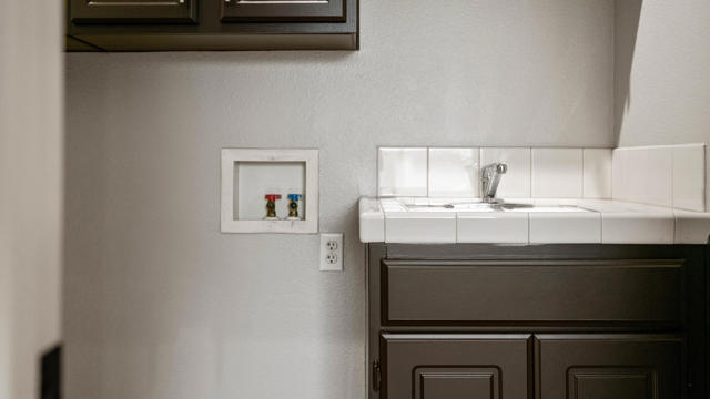 Image 102 of 154 For 79925 Corte Calero