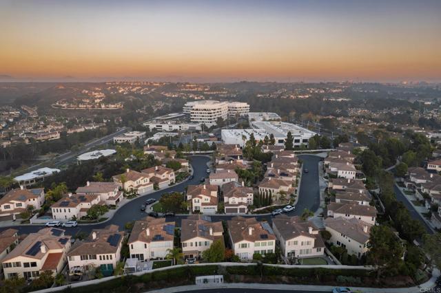 Detail Gallery Image 44 of 46 For 3596 Torrey View Ct, San Diego,  CA 92130 - 4 Beds | 3/1 Baths