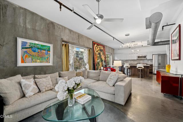 645 W 9th Street, Los Angeles CA: https://media.crmls.org/mediaz/7cbd4707-fdc0-4a26-a7ca-1bff7894dda6.jpg