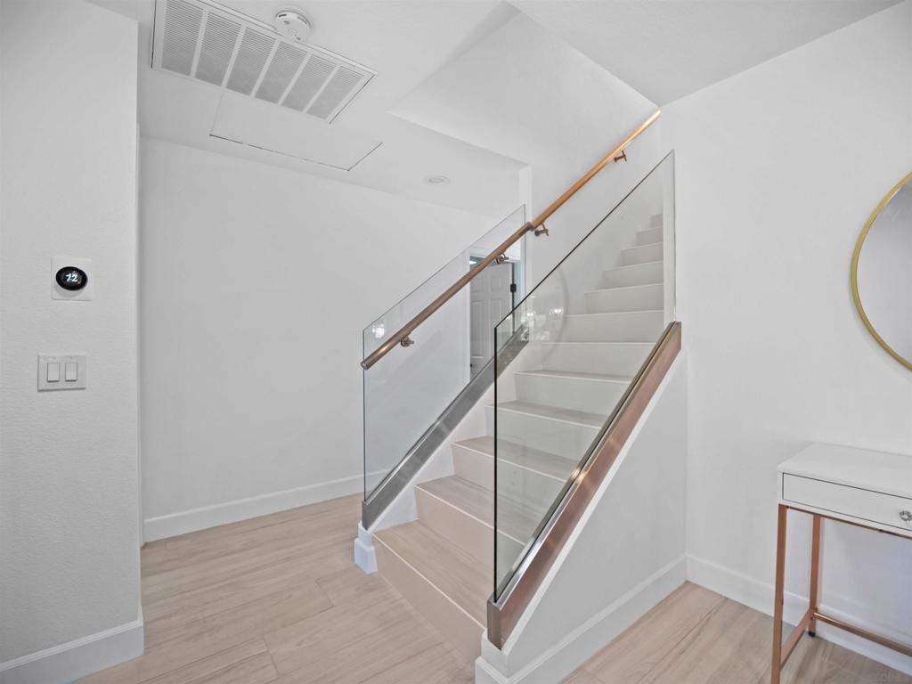 MLS #250045856SD image #9