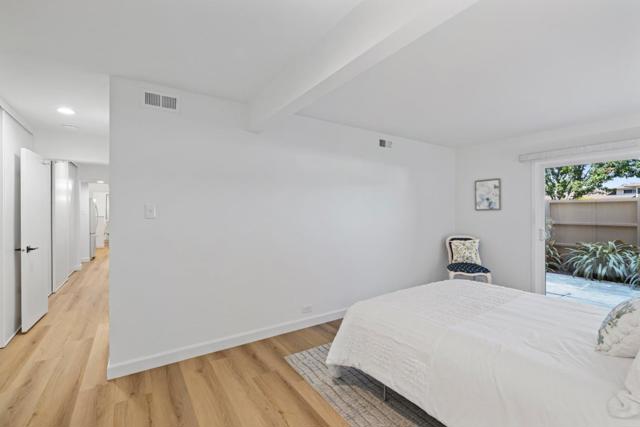 5101 Admiralty Lane, Foster City CA: https://media.crmls.org/mediaz/7cbf1744-77d2-48b5-8737-2c0f9d20d862.jpg