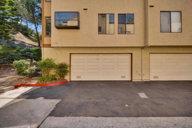 9327 Lake Murray Blvd, San Diego CA: https://media.crmls.org/mediaz/7cc1282a-aaa9-4e4a-b8b3-c2e1713295fa.jpg