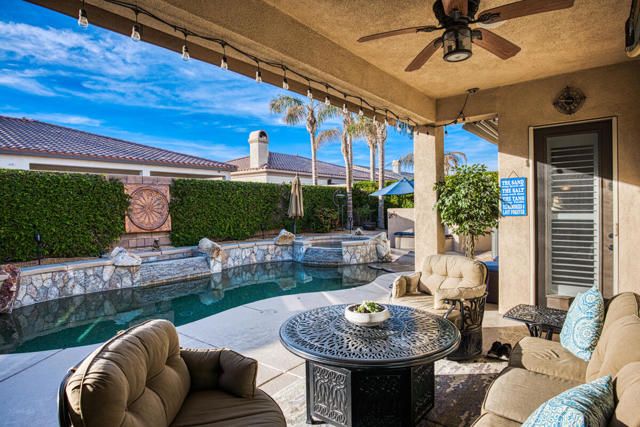 44755 Via Rosa Trail, La Quinta CA: https://media.crmls.org/mediaz/7cc1d79f-4259-4fb5-b03a-dbefa6a06022.jpg