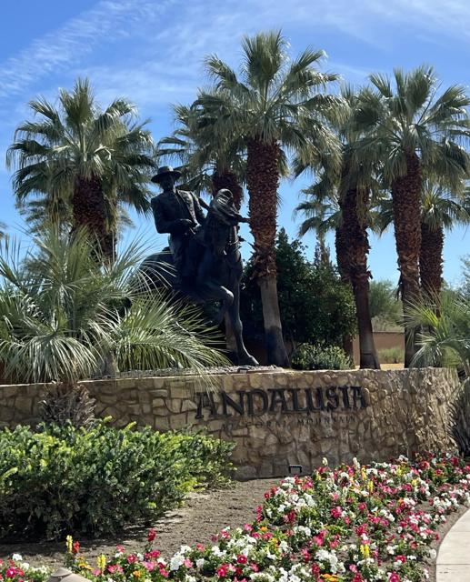 58061 Carmona, La Quinta CA: https://media.crmls.org/mediaz/7cc24f36-553c-47f6-b5cf-196e7f4de745.jpg