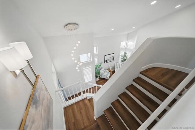 12135 Via San Loreno, San Diego CA: https://media.crmls.org/mediaz/7cc2d821-f43f-4dbe-858c-a1f4299d4d00.jpg