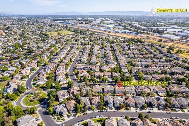 336 Arrowhead Way, Hayward CA: https://media.crmls.org/mediaz/7cc2dff7-e07f-4862-a754-6fa8947ab7e3.jpg