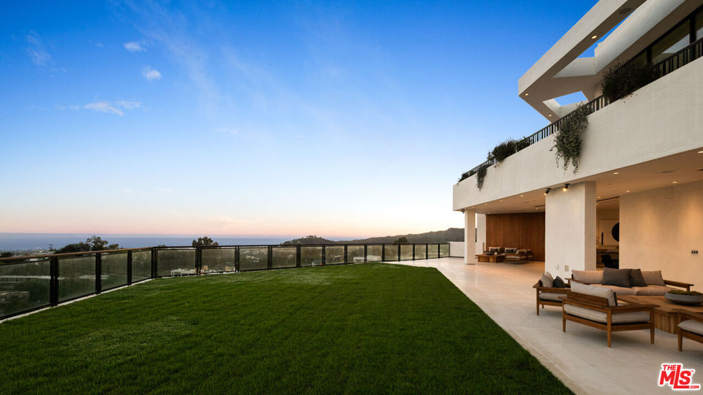 MLS #25570957 img 17