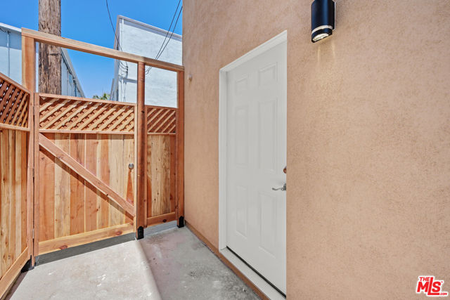 833 5th Street, 100 photo 18
