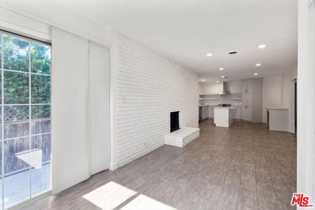 262 Macdonald Street, Pasadena CA: https://media.crmls.org/mediaz/7cc46986-172d-422c-ac13-509691139805.jpg