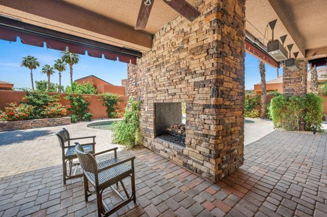 50375 Via Serenidad, La Quinta CA: https://media.crmls.org/mediaz/7cc4bdd3-ca75-420a-9e82-fb3cf7fab720.jpg