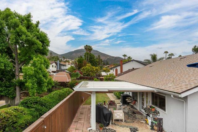 6714 Bedlow Ct, San Diego CA: https://media.crmls.org/mediaz/7cc52f2a-fb91-4e8e-8862-d88423269a8a.jpg