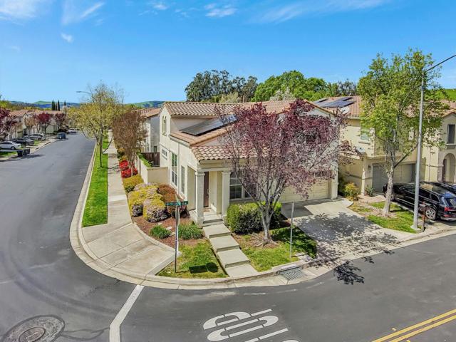 4192 Preciado Drive, Dublin CA: https://media.crmls.org/mediaz/7cc6b5dd-408b-4529-ace2-f8e410e7166b.jpg