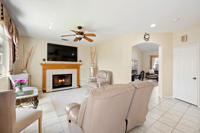 1396 Carneros Valley Street, Chula Vista CA: https://media.crmls.org/mediaz/7cc6f927-5a30-4c7e-a41d-df69f27f4a61.jpg