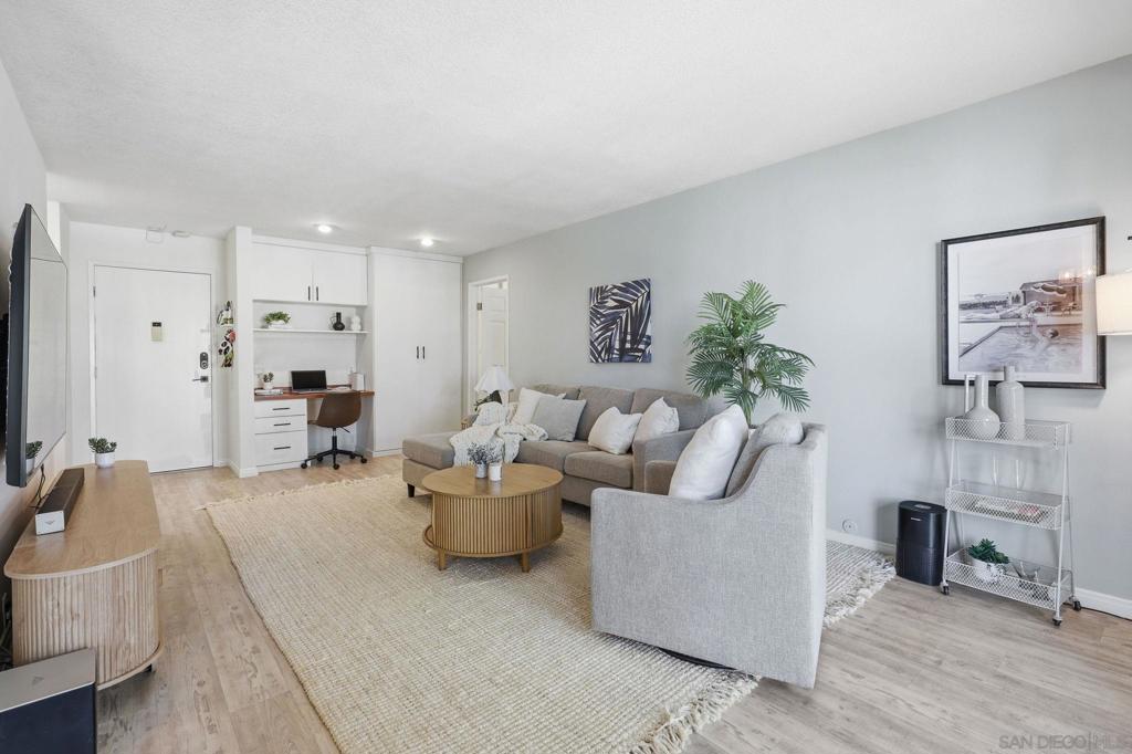 4600 Lamont - photo 6