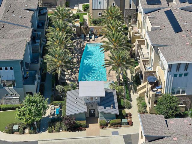 6140 Colt Place, Carlsbad CA: https://media.crmls.org/mediaz/7cca263e-8fa4-4ce9-9cba-d17f370ca24e.jpg