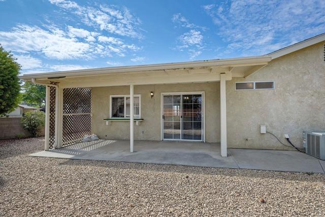 Detail Gallery Image 34 of 41 For 2219 El Rancho Cir, Hemet,  CA 92545 - 2 Beds | 2 Baths