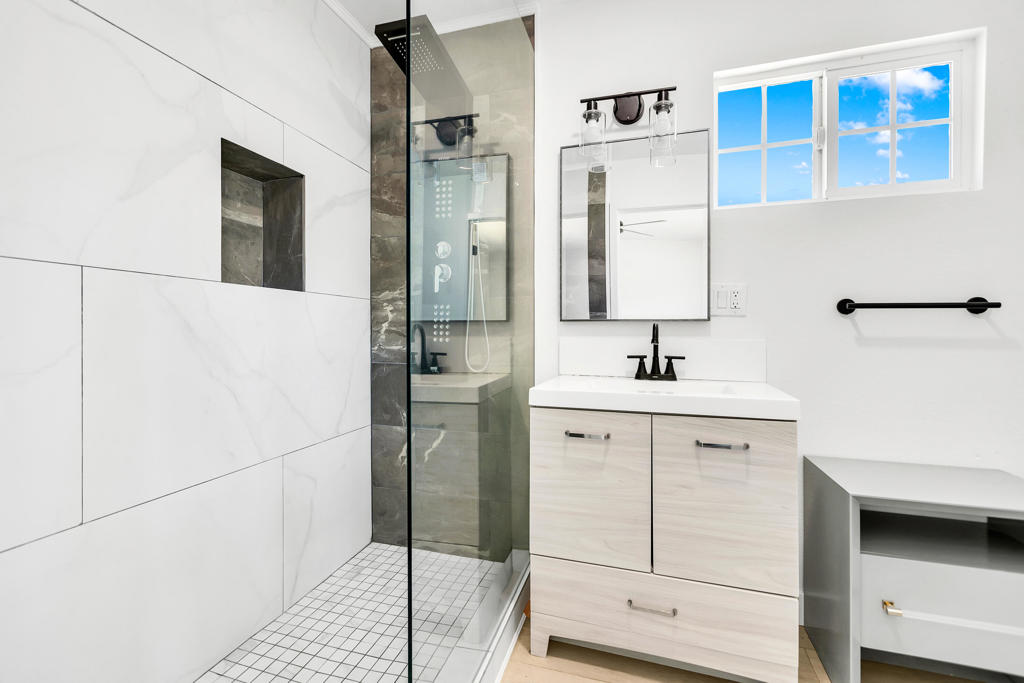 MLS #219123414DA img 24