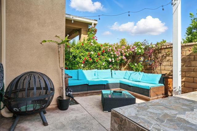 1705 Tuckers Grove Ave, Chula Vista CA: https://media.crmls.org/mediaz/7ccae2aa-95a5-4ea8-8b75-b5d46656f7ec.jpg
