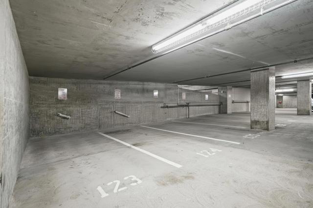 300 Berry Street, San Francisco CA: https://media.crmls.org/mediaz/7ccb2d98-9547-43db-ab6e-2f20fd6c6498.jpg