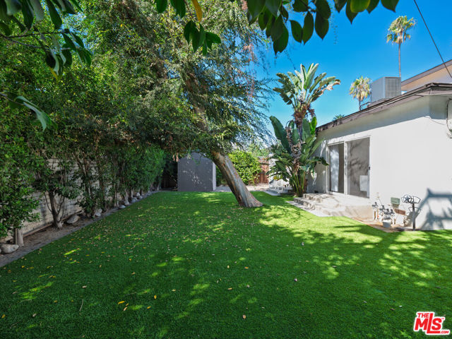 5417 Allott Avenue, Sherman Oaks CA: https://media.crmls.org/mediaz/7ccb5c0b-d7a4-496a-9127-3996d322e35f.jpg