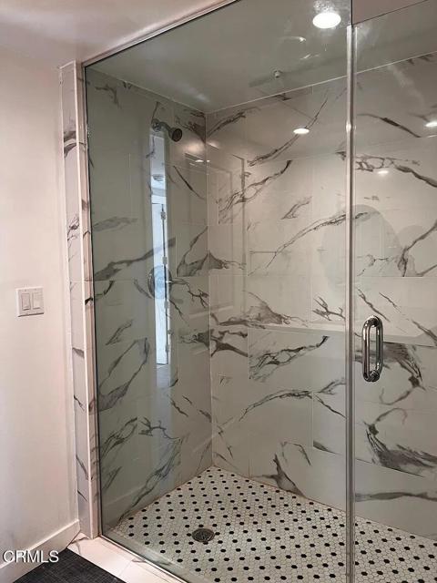 Detail Gallery Image 8 of 19 For 1111 Echo Park Ave #202,  Los Angeles,  CA 90026 - 1 Beds | 1 Baths