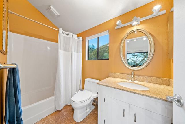 30593 Miller Road, Valley Center CA: https://media.crmls.org/mediaz/7ccd6952-91fd-4e82-824d-f8ab45eded78.jpg