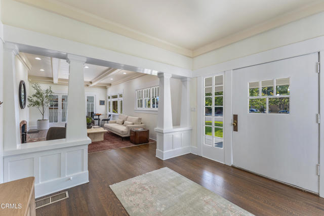 1954 Primrose Avenue, South Pasadena CA: https://media.crmls.org/mediaz/7cce0eea-1267-4108-b467-7fea364f32c4.jpg