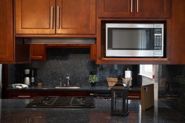 1331 Aspen Drive, Pacifica CA: https://media.crmls.org/mediaz/7ccea406-e10a-4873-8b97-c426b8af39d0.jpg